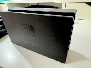 Nintendo Switch + Accesorios y Juegos
