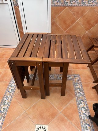 Conjunto mesa y sillas madera terraza