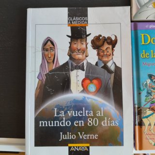 Libros varios. Infantil y juvenil.