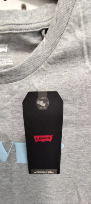 Camiseta Levi's Gris Mujer