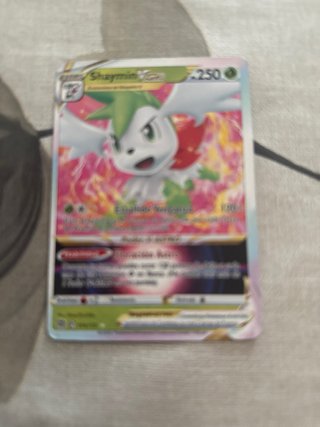 Lotto carte Pokémon V e VMAX