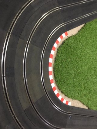 Pianoforti in miniatura per ninco a larghezza ridotta