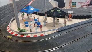 Pianoforti in miniatura per ninco a larghezza ridotta