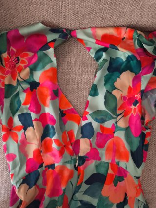 Mono de vestir estampado floral