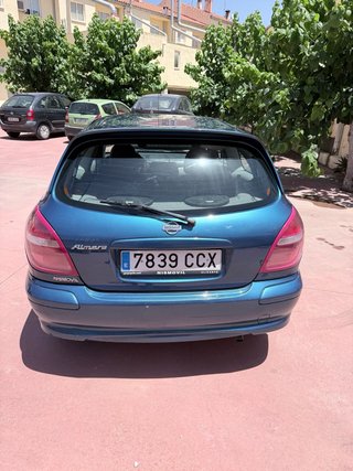 Nissan Almera 2003