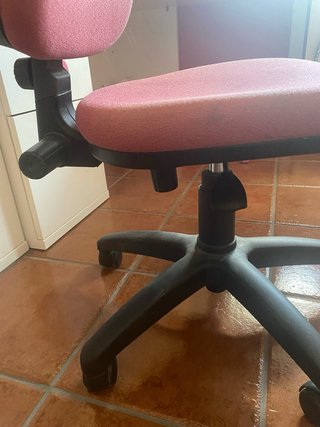 Silla de oficina roja