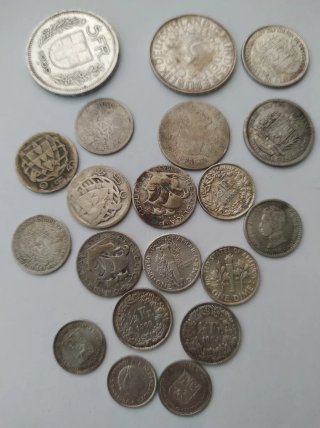 Lote de monedas antiguas de plata
