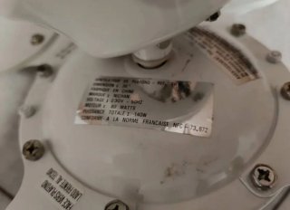 Ventilador de techo blanco