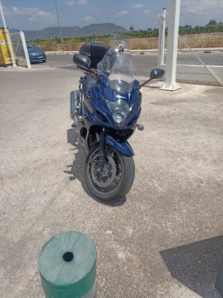 Suzuki 1250 FA Azul
