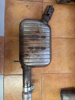 Escape Audi S3 8V Sportback Intermedio y Trasero