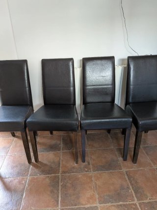Mesa extensible madera maciza + 4 sillas de regalo