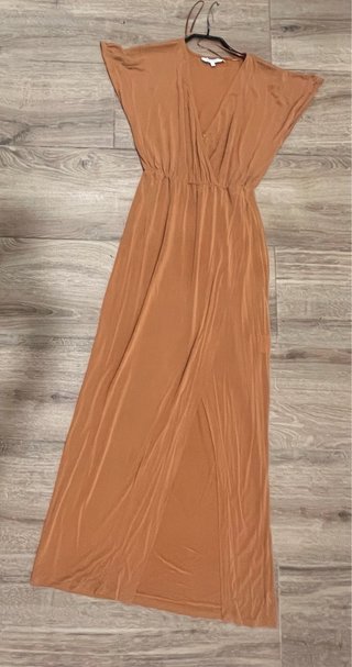Vestido largo Scalpers óxido con abertura