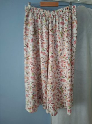FALDA PANTALON.MIDI.FLORES.TALLA M