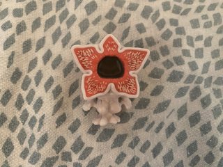 Figura Kinder Joy Stranger Things Demogorgon
