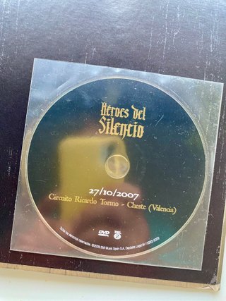 Libro Héroes del Silencio Tesoro + DVD - 2007