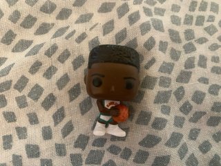 Figura Kinder Joy Lucas Stranger Things