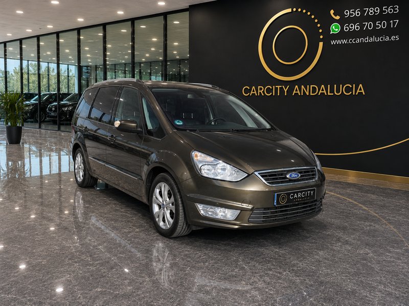 Ford Galaxy 2012 - foto 1