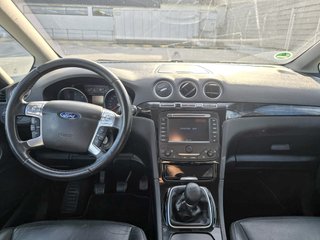 Ford Galaxy 2012