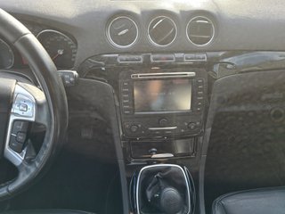 Ford Galaxy 2012