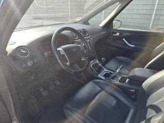 Ford Galaxy 2012