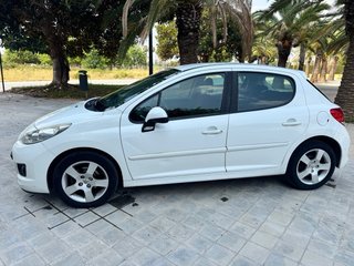 Peugeot 207 2010