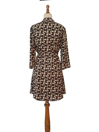 Teria Yabar / Vestido estampado cuello mao M