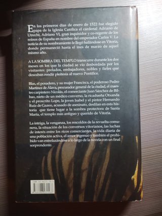 A la sombra del templo