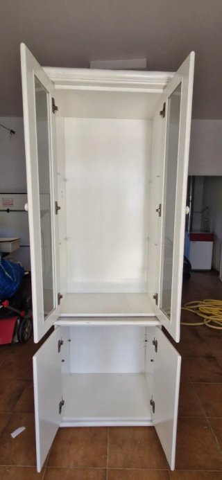 Mueble bambú lacado blanco. Urge