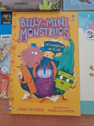Lot llibres