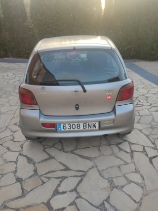 Toyota Yaris 2001.Clasico 25 años VVTI