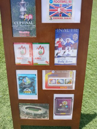 Marco expositor Panini memorabilia fútbol