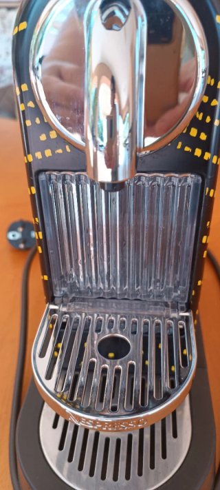Cafetera Nespresso Citiz Edición Limitada