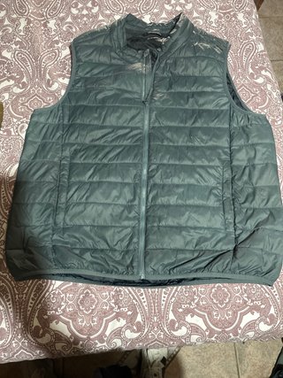 Chalecos plumas C&A y Unit