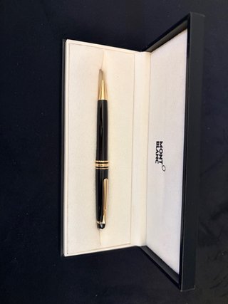 Bolígrafo Montblanc Negro y Dorado