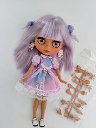 Bambola Blythe con vestito e orsacchiotto