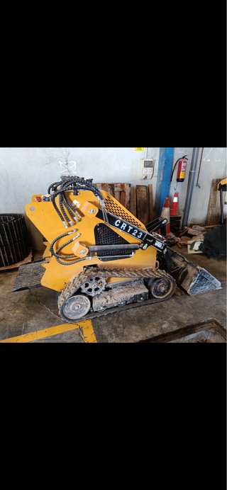 Minicargadora con pala