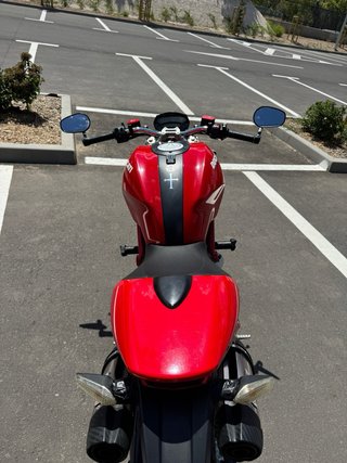 Ducati Monster 696 +