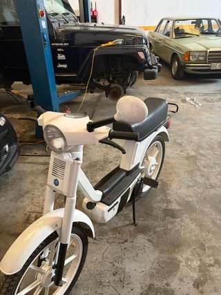 Vespino AL 1985 restaurada