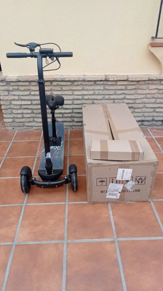 Patinete eléctrico con asiento