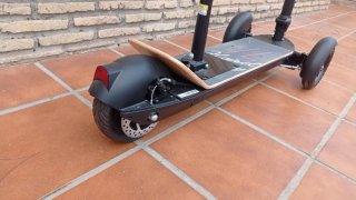 Patinete eléctrico con asiento