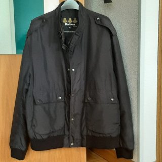 Cazadora Barbour Negra