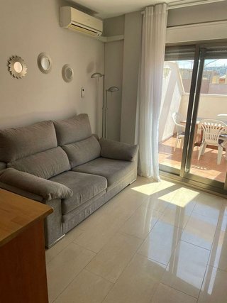 Ático en alquiler en Carolinas Altas en Alicante