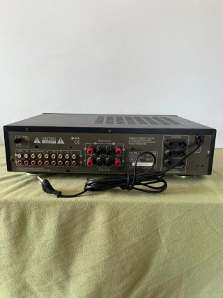 Amplificador Denon pma 655R