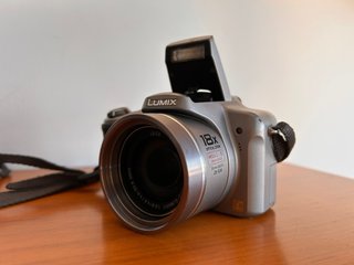 Fotocamera Panasonic Lumix DMC-FZ18