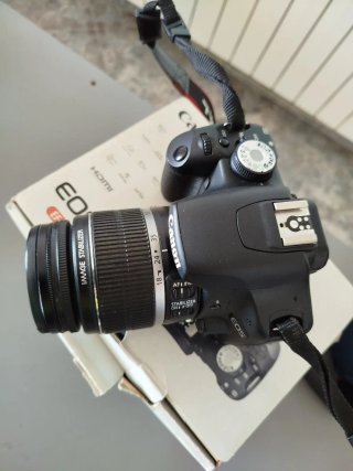 Canon EOS 500D SLR Cámara EF-S 18-55 IS Kit