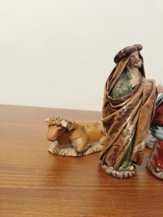 4 Figuras Nacimiento: Jesús, María, Buey, Mula