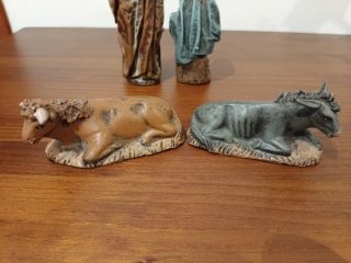 4 Figuras Nacimiento: Jesús, María, Buey, Mula