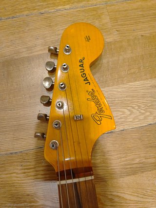 Fender Jaguar Classic 60s Lacquer