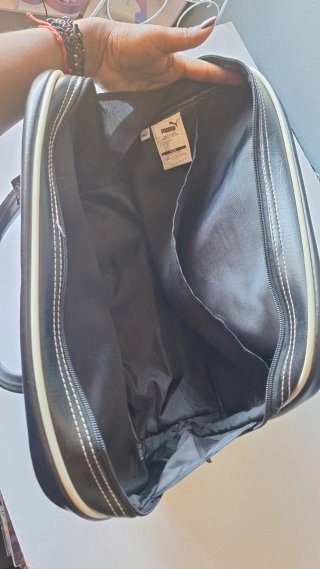 Bolso Puma Negro y Blanco