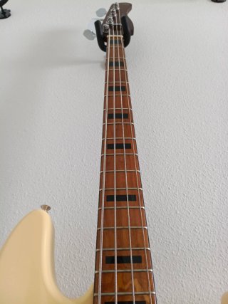 Bajo Eléctrico Marcus Miller V5